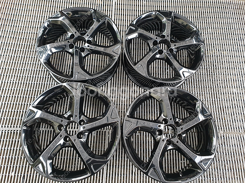 (판매)벤츠 GLA 220 18인치 분체도장 블랙 50만 대전--0